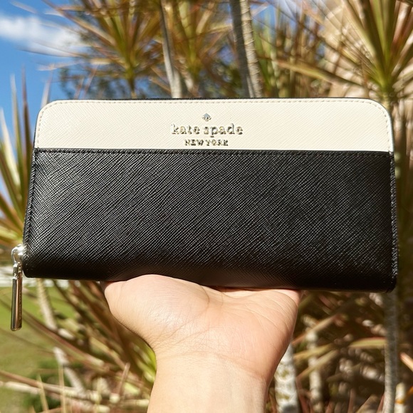 Kate Spade Continental Wallet Black White - Picture 1 of 4